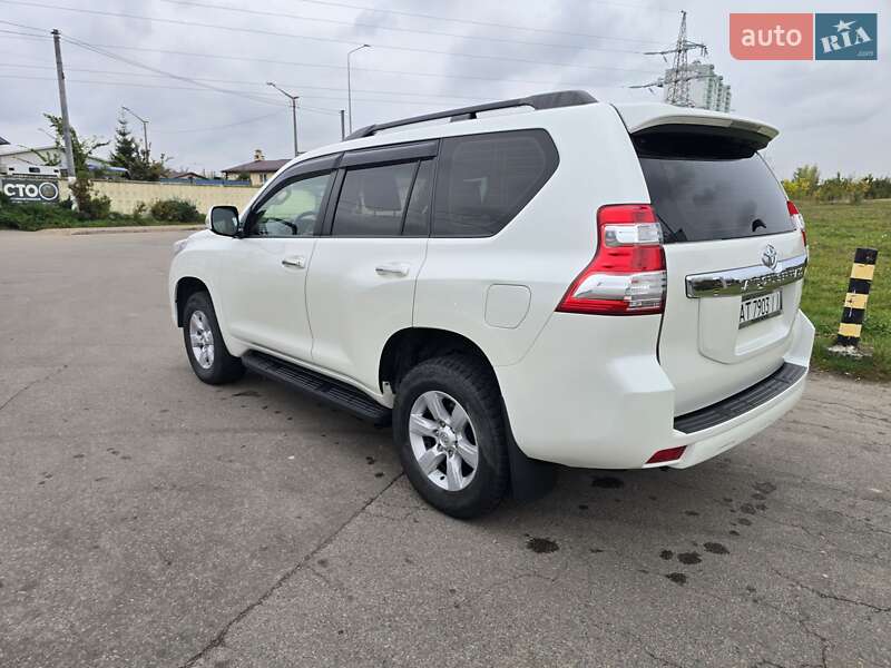Позашляховик / Кросовер Toyota Land Cruiser Prado 2014 в Києві фото 8 Позашляховик / Кросовер Toyota Land Cruiser Prado 2014 в Києві