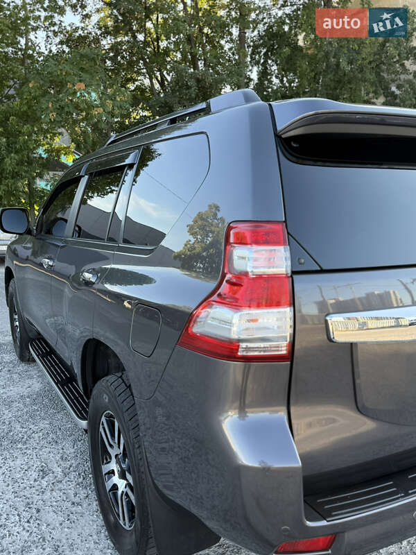 Внедорожник / Кроссовер Toyota Land Cruiser Prado 2013 в Одессе