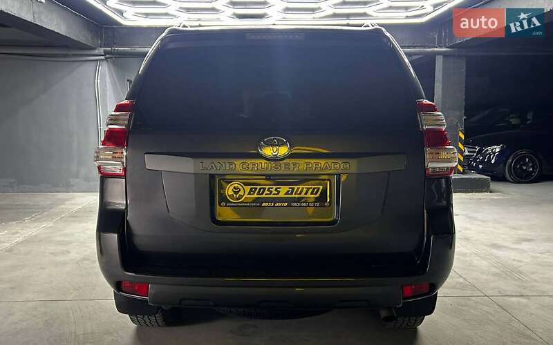 Внедорожник / Кроссовер Toyota Land Cruiser Prado 2015 в Черновцах