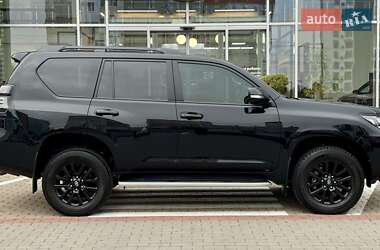 Внедорожник / Кроссовер Toyota Land Cruiser Prado 2023 в 