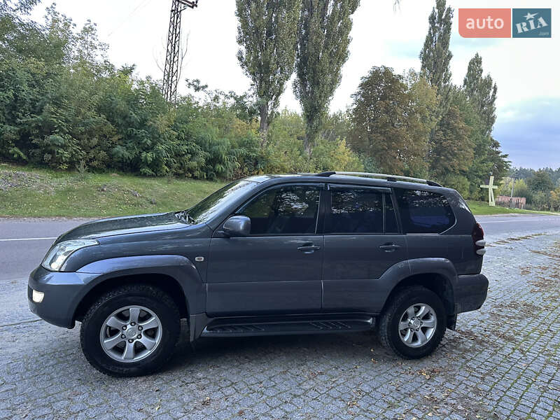 Внедорожник / Кроссовер Toyota Land Cruiser Prado 2005 в Львове