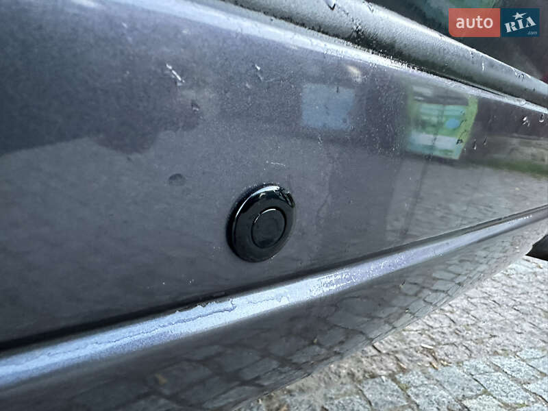 Внедорожник / Кроссовер Toyota Land Cruiser Prado 2005 в Львове