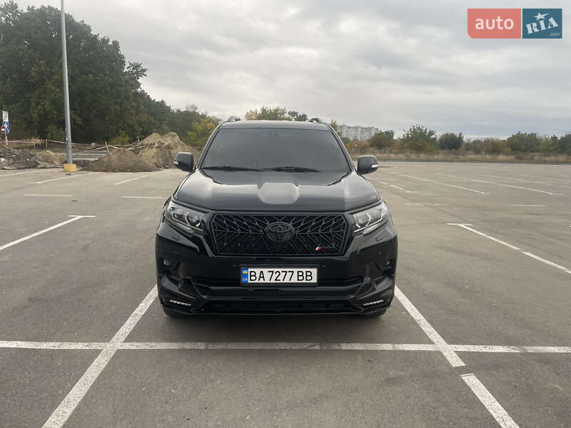 Toyota Land Cruiser Prado 2010