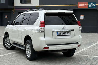 Внедорожник / Кроссовер Toyota Land Cruiser Prado 2010 в 