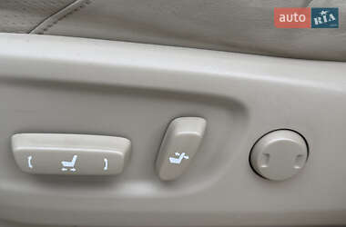 Внедорожник / Кроссовер Toyota Land Cruiser Prado 2010 в 