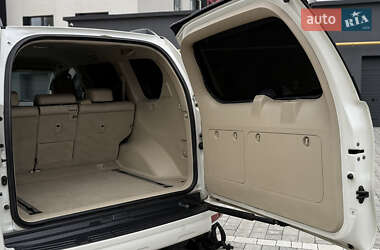 Внедорожник / Кроссовер Toyota Land Cruiser Prado 2010 в 