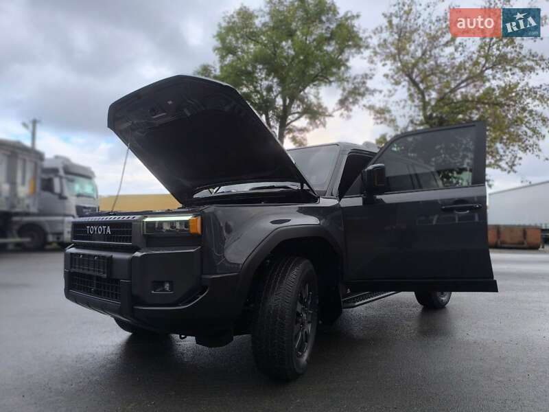 Внедорожник / Кроссовер Toyota Land Cruiser Prado 2025 в Джулинке