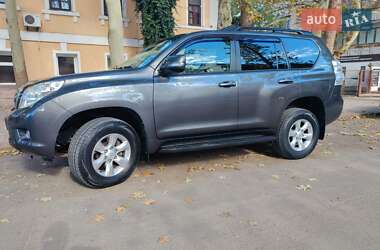 Внедорожник / Кроссовер Toyota Land Cruiser Prado 2012 в Николаеве