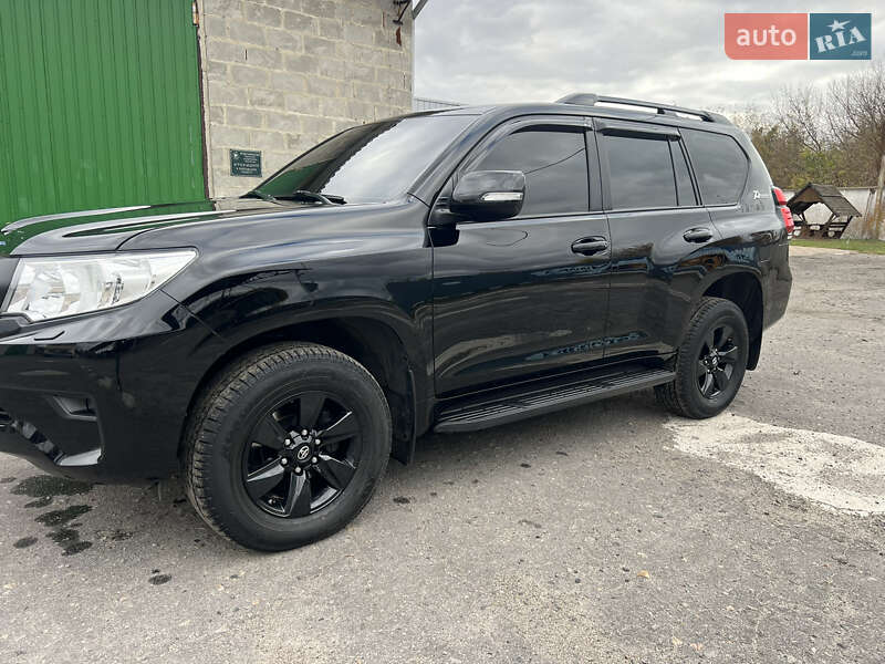 Внедорожник / Кроссовер Toyota Land Cruiser Prado 2019 в Полтаве