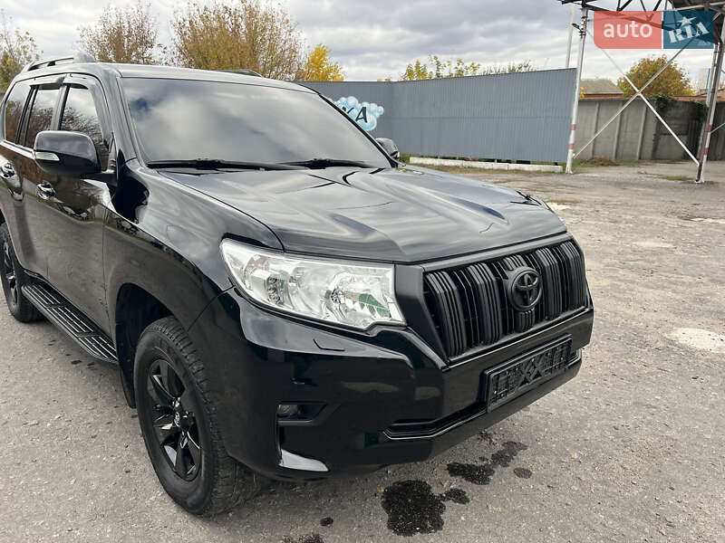 Внедорожник / Кроссовер Toyota Land Cruiser Prado 2019 в Полтаве
