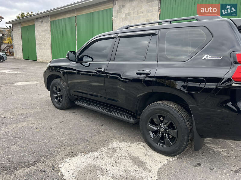 Внедорожник / Кроссовер Toyota Land Cruiser Prado 2019 в Полтаве