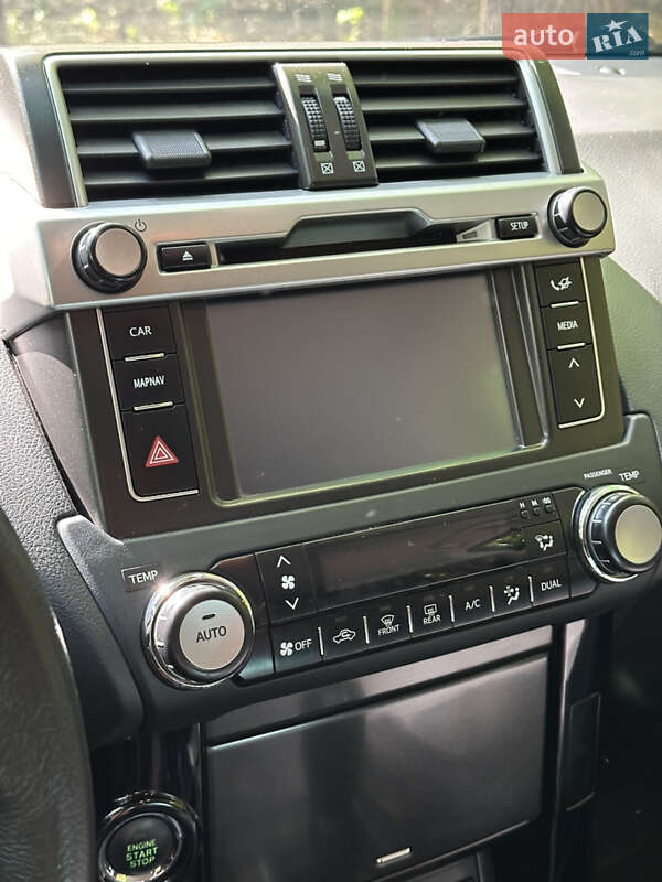 Позашляховик / Кросовер Toyota Land Cruiser Prado 2017 в Луцьку фото 21 Позашляховик / Кросовер Toyota Land Cruiser Prado 2017 в Луцьку