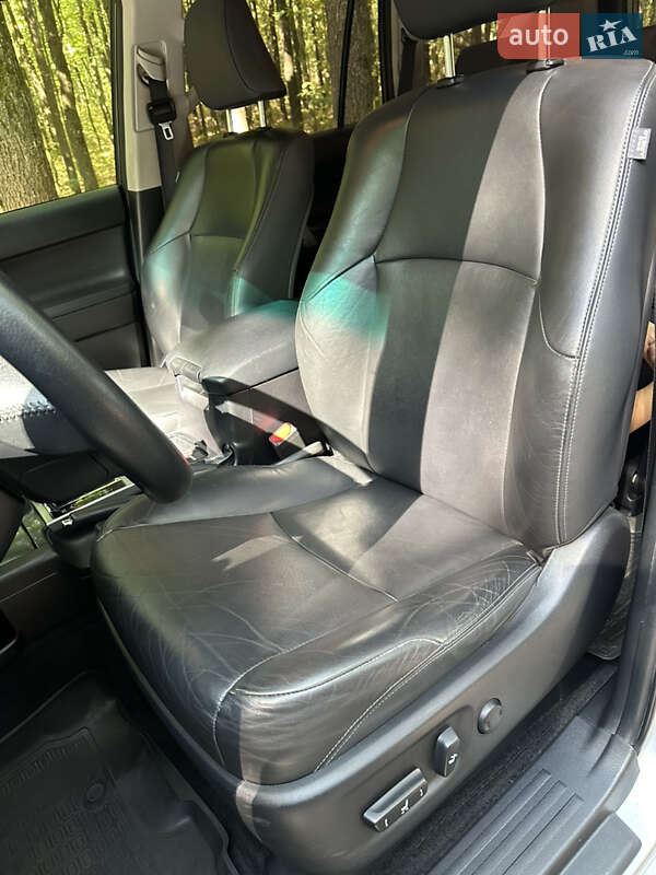 Позашляховик / Кросовер Toyota Land Cruiser Prado 2017 в Луцьку фото 16 Позашляховик / Кросовер Toyota Land Cruiser Prado 2017 в Луцьку