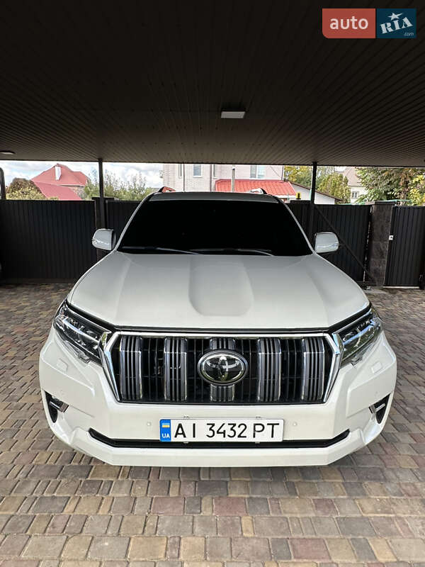 Внедорожник / Кроссовер Toyota Land Cruiser Prado 2018 в Киеве