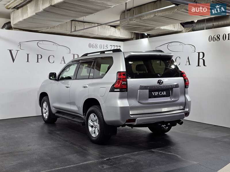 Позашляховик / Кросовер Toyota Land Cruiser Prado 2020 в Києві фото 8 Позашляховик / Кросовер Toyota Land Cruiser Prado 2020 в Києві