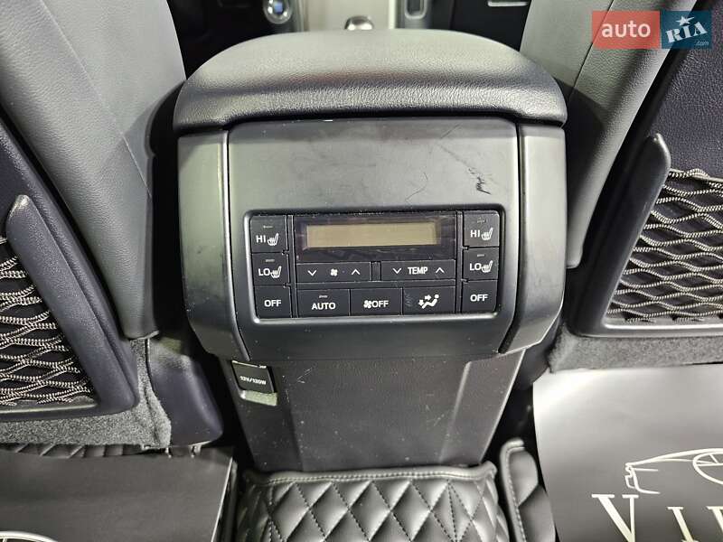 Позашляховик / Кросовер Toyota Land Cruiser Prado 2020 в Києві фото 17 Позашляховик / Кросовер Toyota Land Cruiser Prado 2020 в Києві