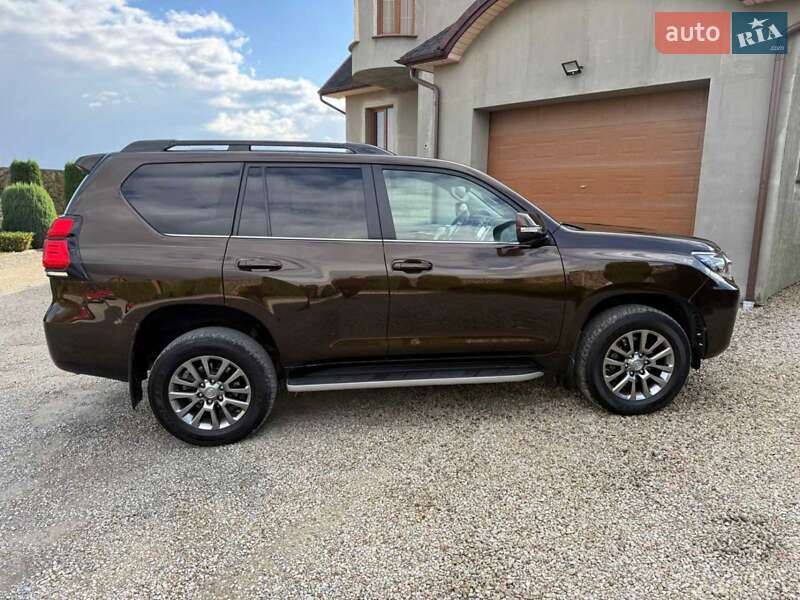 Позашляховик / Кросовер Toyota Land Cruiser Prado 2018 в Івано-Франківську фото 8 Позашляховик / Кросовер Toyota Land Cruiser Prado 2018 в Івано-Франківську