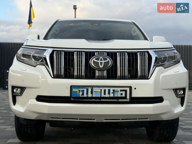 Позашляховик / Кросовер Toyota Land Cruiser Prado 2019 в Полтаві фото 15 Позашляховик / Кросовер Toyota Land Cruiser Prado 2019 в Полтаві