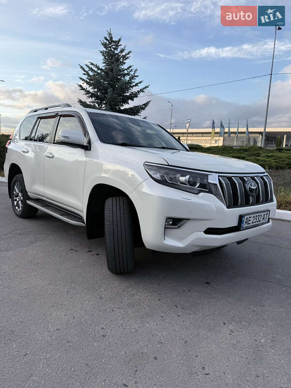 Позашляховик / Кросовер Toyota Land Cruiser Prado 2019 в Полтаві фото 49 Позашляховик / Кросовер Toyota Land Cruiser Prado 2019 в Полтаві