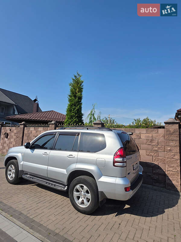 Внедорожник / Кроссовер Toyota Land Cruiser Prado 2007 в Луцке