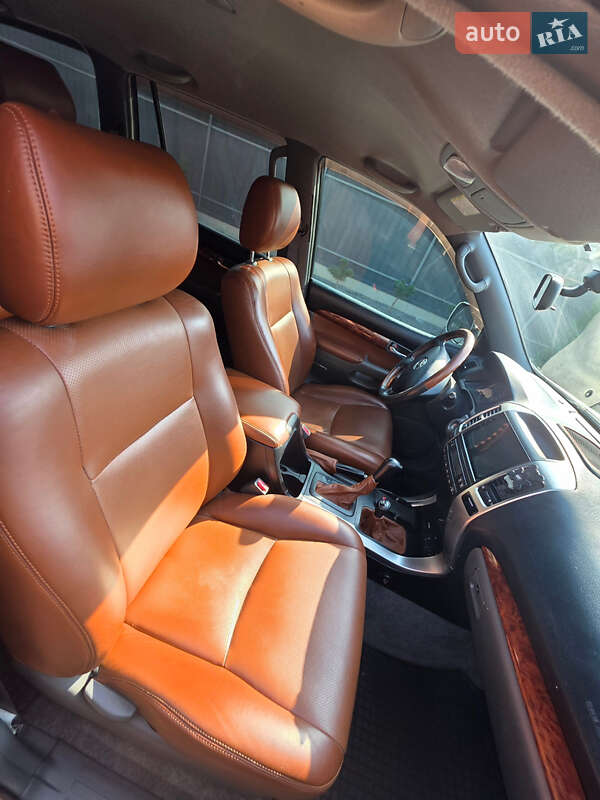 Внедорожник / Кроссовер Toyota Land Cruiser Prado 2007 в Луцке