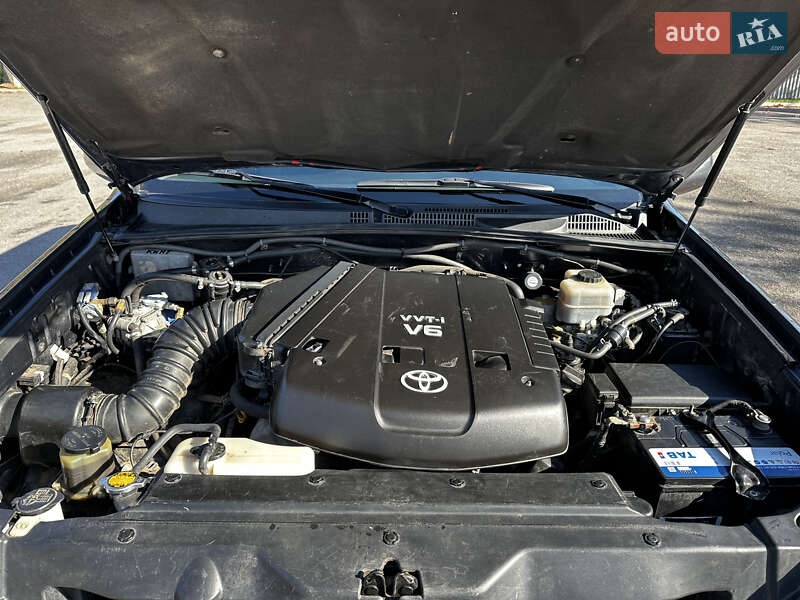 Внедорожник / Кроссовер Toyota Land Cruiser Prado 2008 в Первомайске