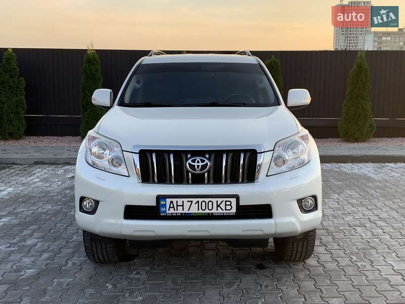 Внедорожник / Кроссовер Toyota Land Cruiser Prado 2012 в Днепре
