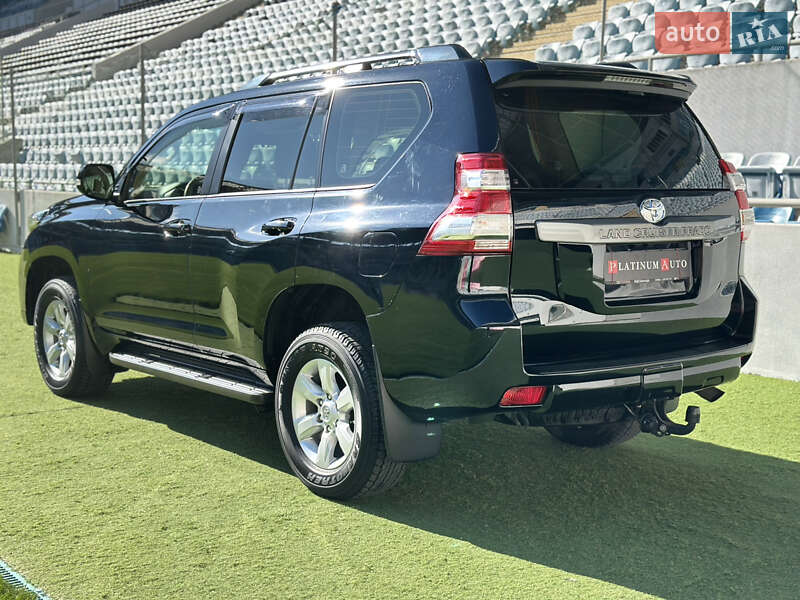 Внедорожник / Кроссовер Toyota Land Cruiser Prado 2017 в Одессе фото 17 Внедорожник / Кроссовер Toyota Land Cruiser Prado 2017 в Одессе