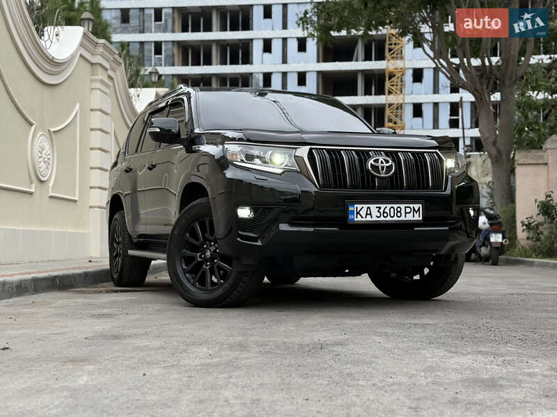 Внедорожник / Кроссовер Toyota Land Cruiser Prado 2022 в Одессе
