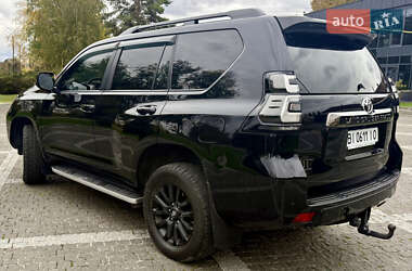 Внедорожник / Кроссовер Toyota Land Cruiser Prado 2020 в 