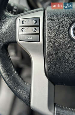 Внедорожник / Кроссовер Toyota Land Cruiser Prado 2012 в 