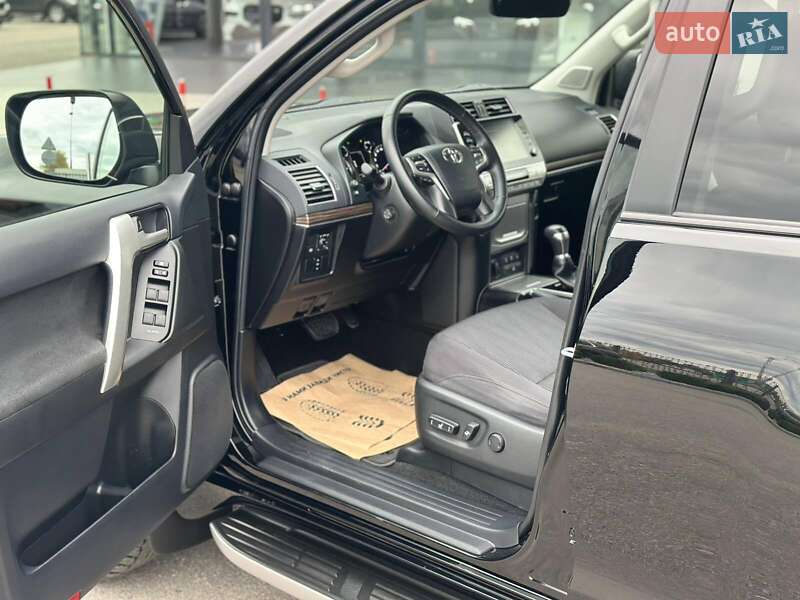 Позашляховик / Кросовер Toyota Land Cruiser Prado 2021 в Полтаві фото 21 Позашляховик / Кросовер Toyota Land Cruiser Prado 2021 в Полтаві