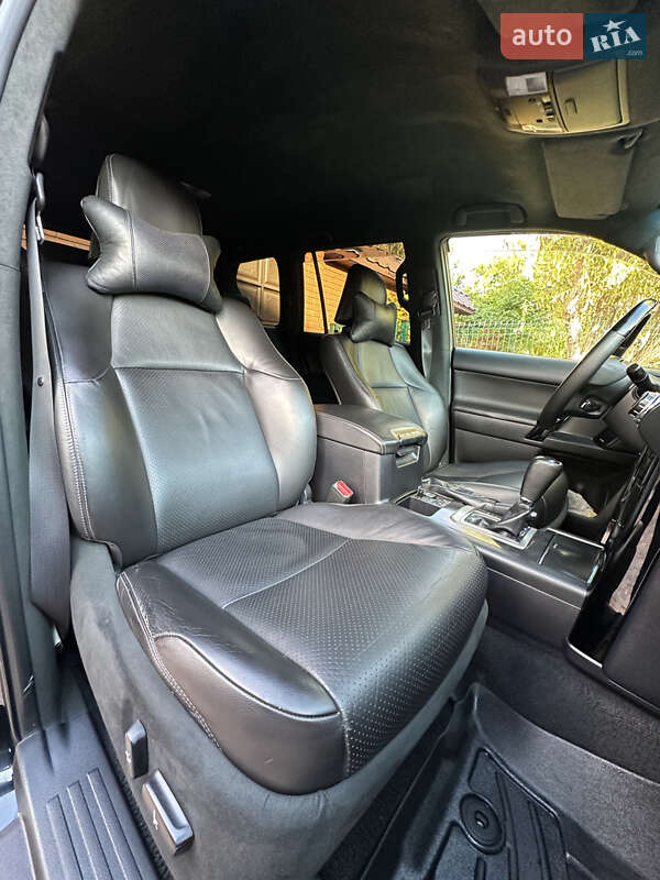 Внедорожник / Кроссовер Toyota Land Cruiser Prado 2014 в Херсоне