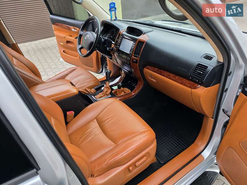 Внедорожник / Кроссовер Toyota Land Cruiser Prado 2006 в Хмельницком