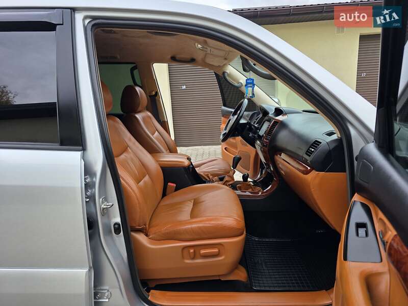 Внедорожник / Кроссовер Toyota Land Cruiser Prado 2006 в Хмельницком