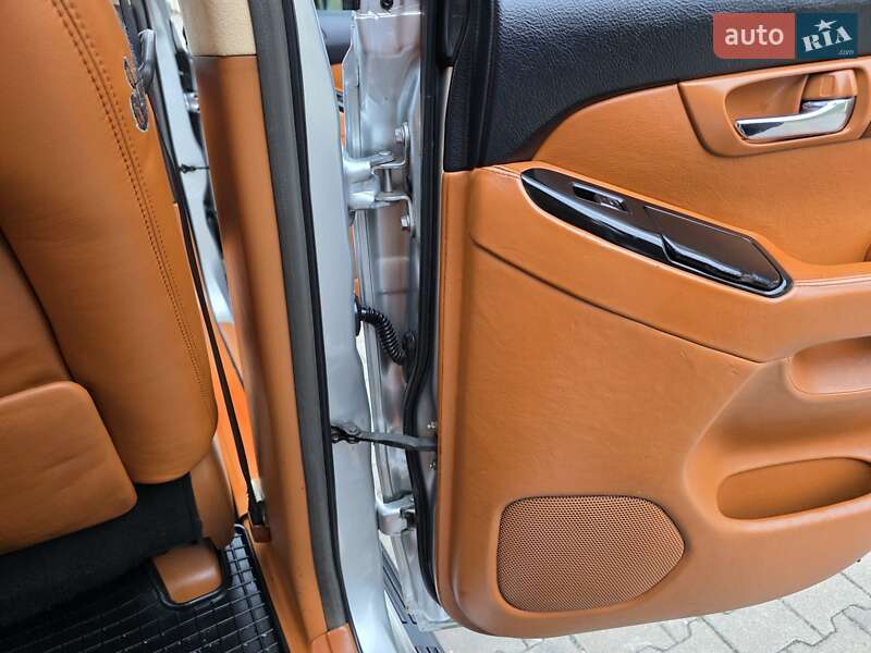 Внедорожник / Кроссовер Toyota Land Cruiser Prado 2006 в Хмельницком