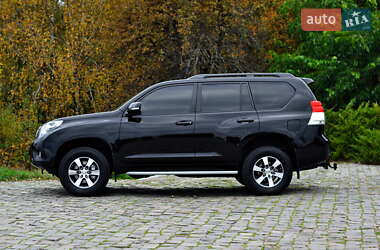Внедорожник / Кроссовер Toyota Land Cruiser Prado 2012 в 