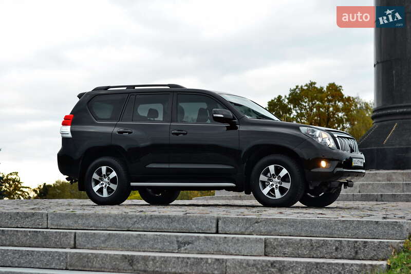 Позашляховик / Кросовер Toyota Land Cruiser Prado 2012 в Житомирі