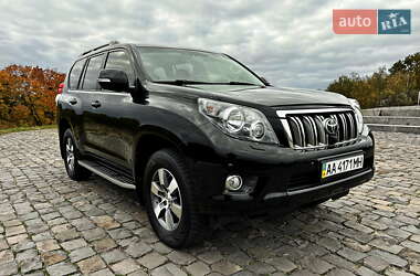 Внедорожник / Кроссовер Toyota Land Cruiser Prado 2012 в 