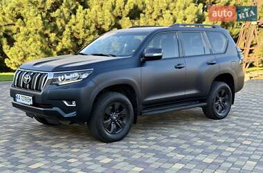 Внедорожник / Кроссовер Toyota Land Cruiser Prado 2019 в 