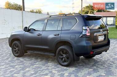Внедорожник / Кроссовер Toyota Land Cruiser Prado 2019 в 