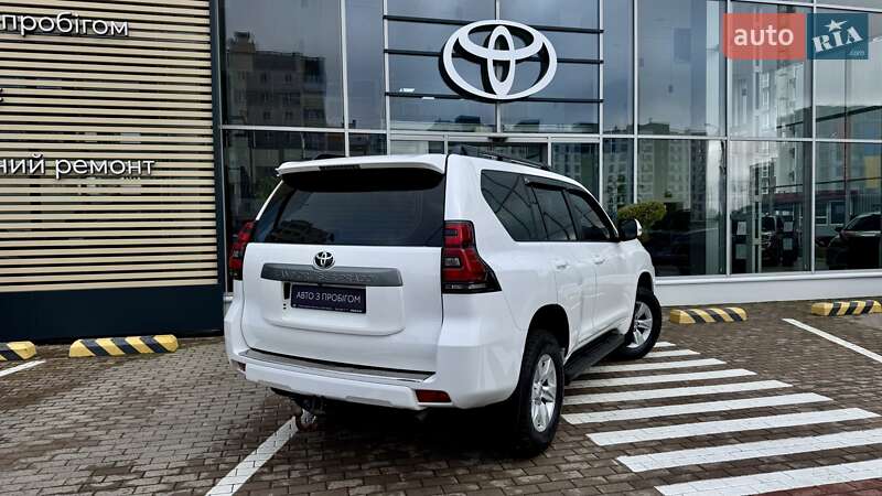 Позашляховик / Кросовер Toyota Land Cruiser Prado 2019 в Чернігові