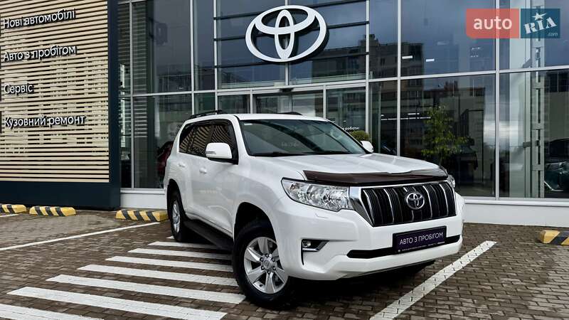 Позашляховик / Кросовер Toyota Land Cruiser Prado 2019 в Чернігові