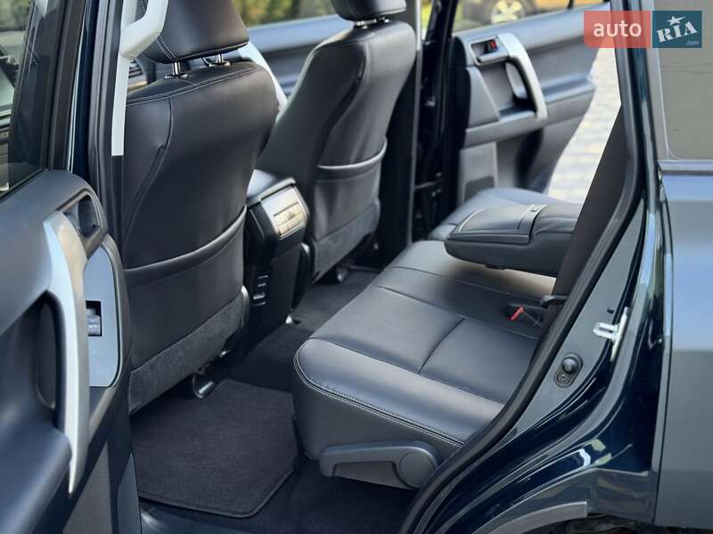 Внедорожник / Кроссовер Toyota Land Cruiser Prado 2019 в Днепре фото 17 Внедорожник / Кроссовер Toyota Land Cruiser Prado 2019 в Днепре