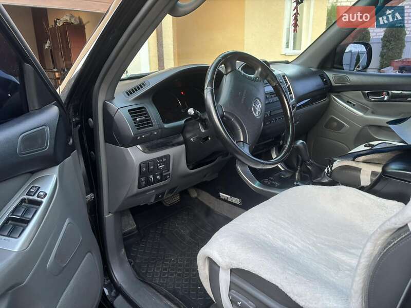 Позашляховик / Кросовер Toyota Land Cruiser Prado 2008 в Києві фото 12 Позашляховик / Кросовер Toyota Land Cruiser Prado 2008 в Києві