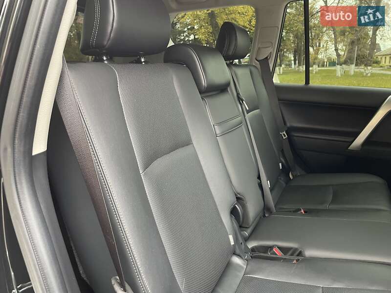 Позашляховик / Кросовер Toyota Land Cruiser Prado 2019 в Вінниці фото 50 Позашляховик / Кросовер Toyota Land Cruiser Prado 2019 в Вінниці