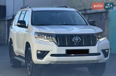Позашляховик / Кросовер Toyota Land Cruiser Prado 2021 в  фото 7 Позашляховик / Кросовер Toyota Land Cruiser Prado 2021 в