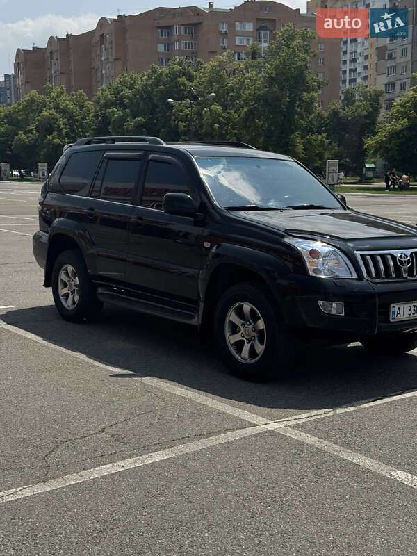 Позашляховик / Кросовер Toyota Land Cruiser Prado 2006 в Броварах