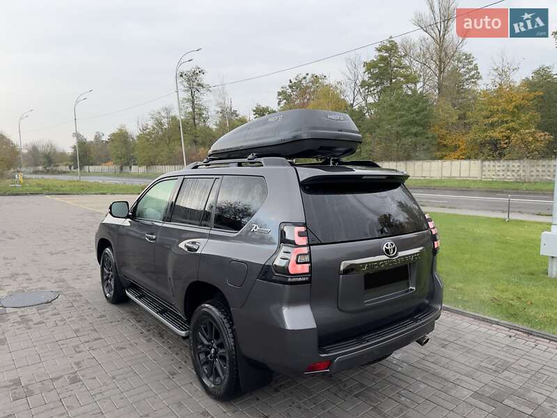 Внедорожник / Кроссовер Toyota Land Cruiser Prado 2021 в Киеве