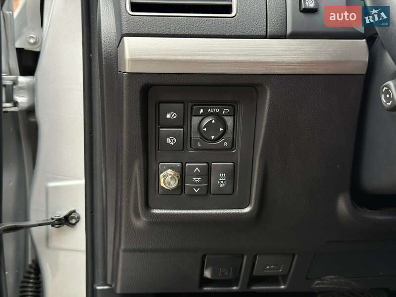 Внедорожник / Кроссовер Toyota Land Cruiser Prado 2018 в Тернополе фото 26 Внедорожник / Кроссовер Toyota Land Cruiser Prado 2018 в Тернополе
